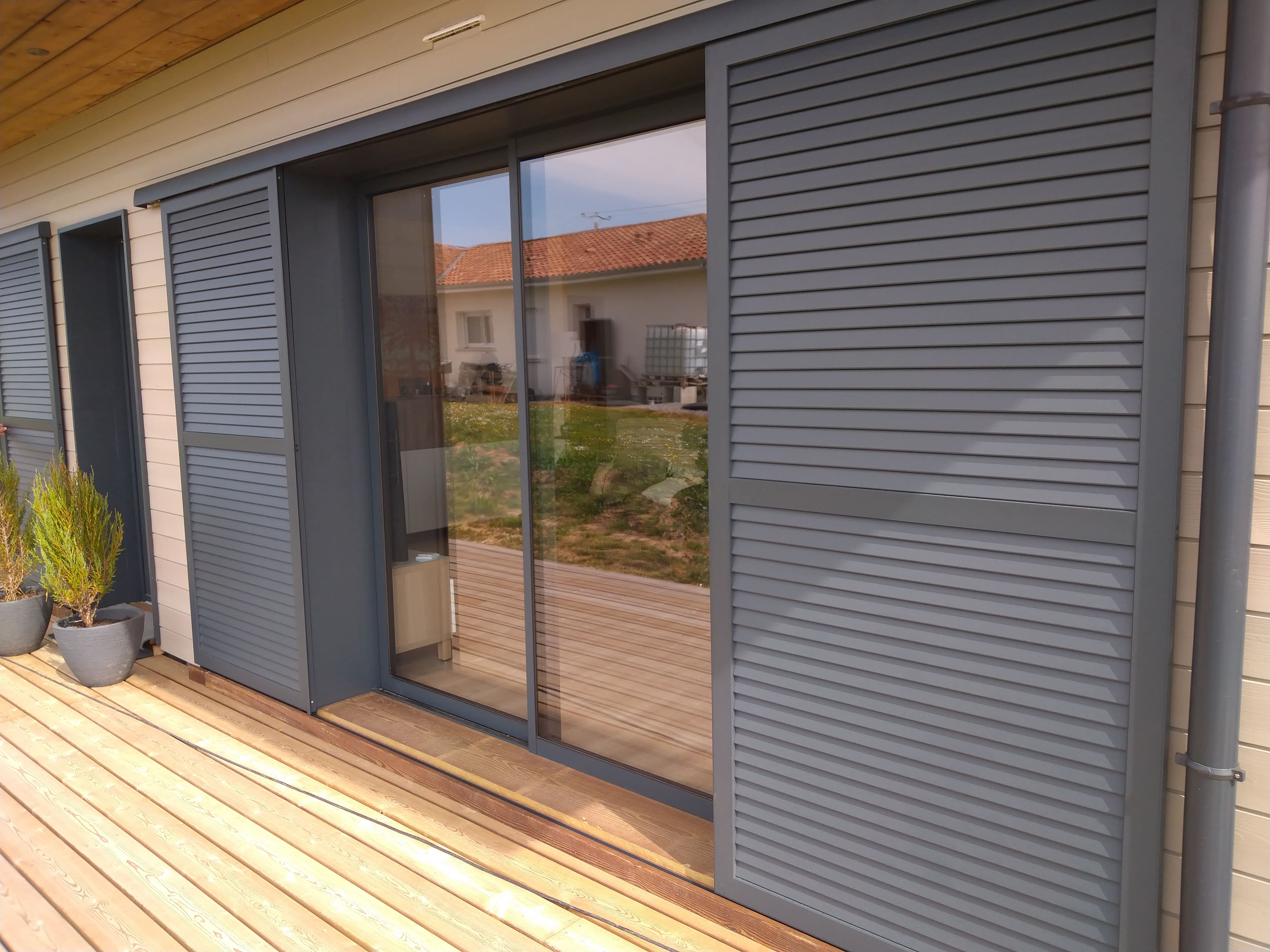 Volets battants, coulissants composite sur mesure Revoba — free download